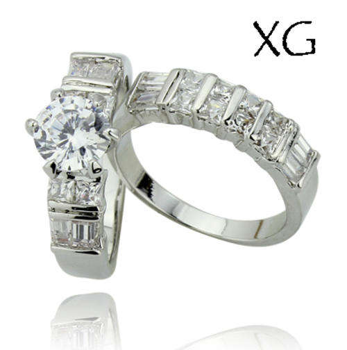 **STUNNING SIMULATED DIAMOND 18K WHITE GOLD PLATED WEDDING RING SET