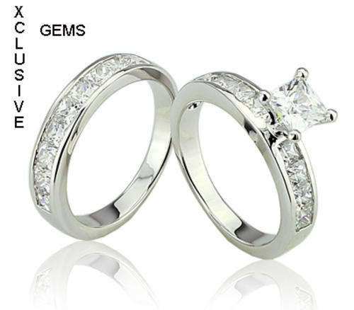 **STUNNING SIMULATED DIAMOND 18K WHITE GOLD PLATED WEDDING RING SET