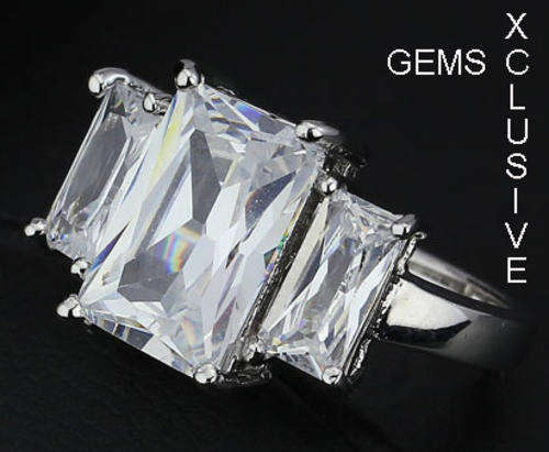 * LOCALLY IN STOCK* 18K WHITE GOLD PLATED SIMULATED DIAMOND LADIES RING