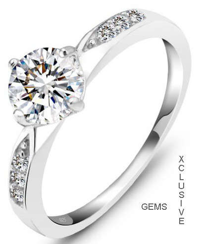 PRETTY HIGH QUALITY GENUINE 925 STERLING SILVER 0.75CT SIMULATED DIAMOND RING