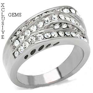 *SIMULATED DIAMOND 18K WHITE GOLD PLATED LADIES RING