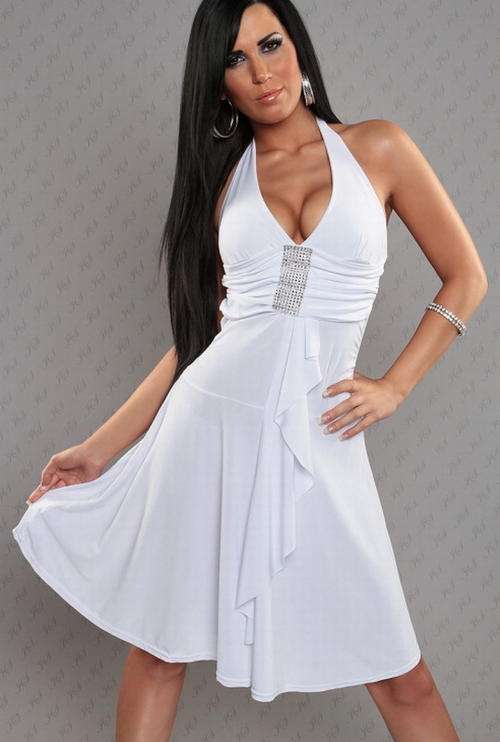 WONDERFUL WHITE EVENING DRESS