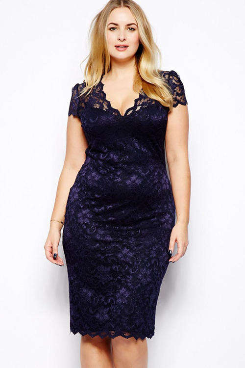 **PLUS SIZE** SCALLOPED NECKLINE NAVY LACE DRESS