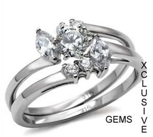 BEAUTIFUL 18K WHITE GOLD PLATED SIMULATED DIAMOND WEDDING RING SET