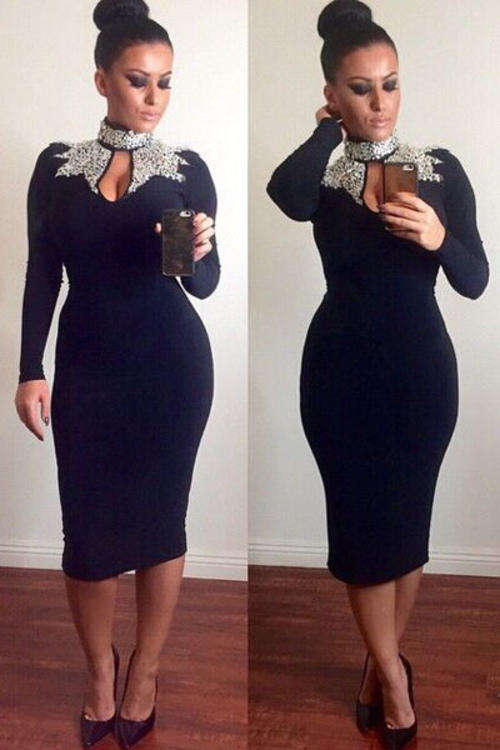 DAZZLING SEQUIN DETAIL NECKLINE NAVY DRESS