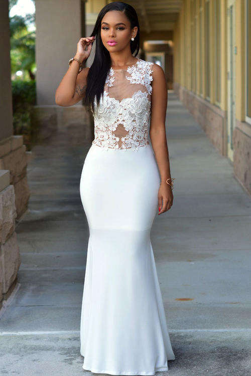 WONDERFUL WHITE LACE AND NUDE MESH DETAIL EVENING DRESS