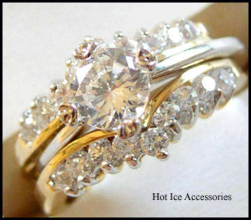 **INTERNATIONAL POSTAGE** SIMULATED DIAMOND 18K GOLD PLATED WEDDING RING** NO COMBINED POSTAGE