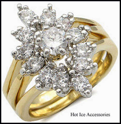 **INTERNATIONAL POSTAGE** SIMULATED DIAMOND 18K GOLD PLATED WEDDING RING** NO COMBINED POSTAGE