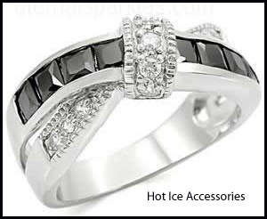 **INTERNATIONAL POSTAGE** 18K WHITE GOLD PLATED BLACK STONE RING