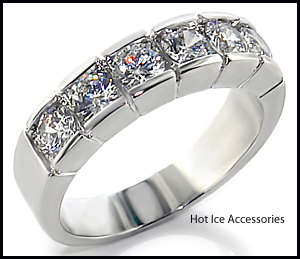 **INTERNATIONAL POSTAGE** 18K WHITE GOLD PLATED SIMULATED DIAMOND RING