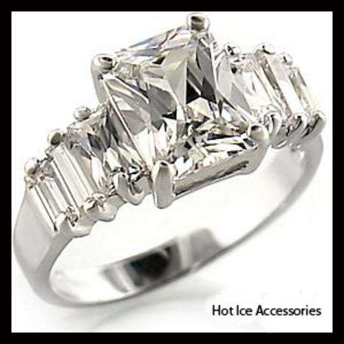 **INTERNATIONAL POSTAGE** 18K WHITE GOLD PLATED SIMULATED DIAMOND RING