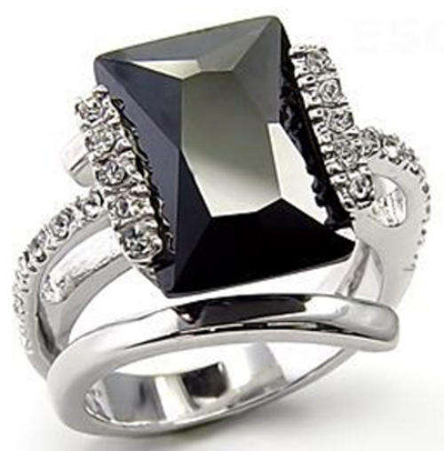 **INTERNATIONAL POSTAGE** 18K WHITE GOLD PLATED BLACK STONE RING