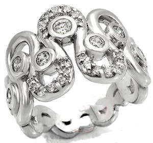 **INTERNATIONAL POSTAGE** 18K WHITE GOLD PLATED SIMULATED DIAMOND RING