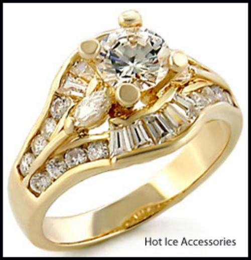 **INTERNATIONAL SHIPPING** 18K YELLOW GOLD PLATED SIMULATED DIAMOND RING*NO COMBINED SHIPPING