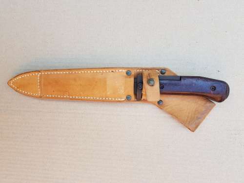 CZECHOSLOVAKIA BAYONET WITH ITS LEATHER SHEATH