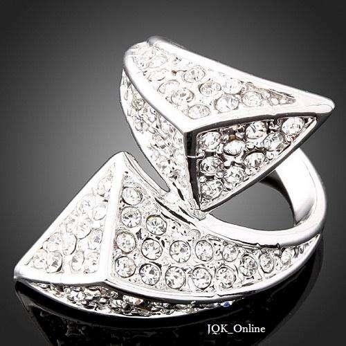 Brand New Fashion 18K White GP with Austrian Crystal Ring!!!!! Size 7
