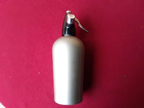 VINTAGE SPARKLETS SODA SIPHON