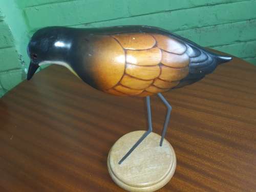 HIGHLY COLLECTIBLE, HAND PAINTED FEATHERS GALLERY "JACANA" WOODEN BIRD