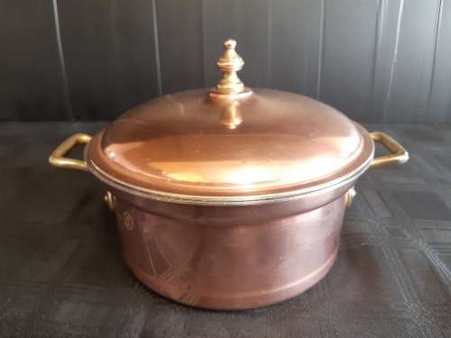 AWESOME ANTIQUE CHRISTIAN WAGNER MADE IN GERMANY COPPER POT WITH BRASS HANDLES AND FINIAL