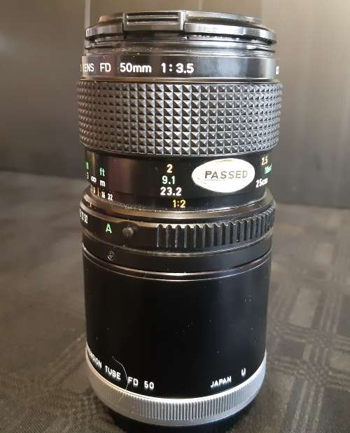 CANON MACRO LENS FD 50 MM 1:35 TOGETHER WITH EXTENSION TUBE FD 50