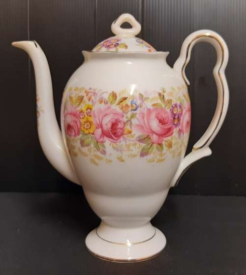 ELEGANT ROYAL ALBERT SERENA BONE CHINA COFFEE POT WITH A STUNNING FLORAL DESIGN