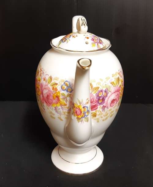 ELEGANT ROYAL ALBERT SERENA BONE CHINA COFFEE POT WITH A STUNNING FLORAL DESIGN