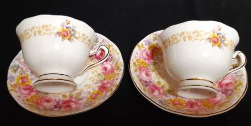 AWESOME ROYAL ALBERT SERENA BONE CHINA PAIR OF 2 DEMITASSE DUOS WITH A STUNNING FLORAL DESIGN