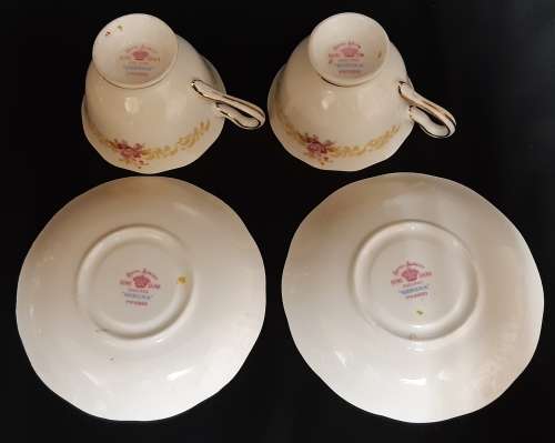 AWESOME ROYAL ALBERT SERENA BONE CHINA PAIR OF 2 DEMITASSE DUOS WITH A STUNNING FLORAL DESIGN