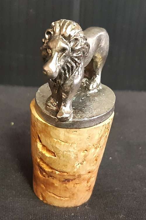 TWO VINTAGE BOTTLE STOPPERS, ONE BID FOR BOTH