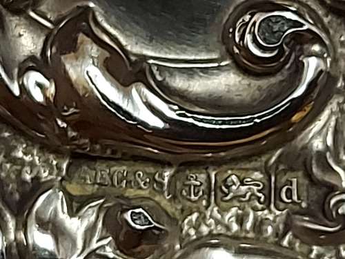 1903 ANTIQUE EDWARDIAN ERA HALLMARKED BIRMINGHAM SILVER-BACKED BRUSH