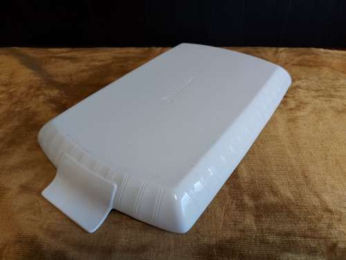 STUNNING LE CREUSET LARGE WHITE CERAMIC TWIN HANDLED RECTANGULAR PLATTER