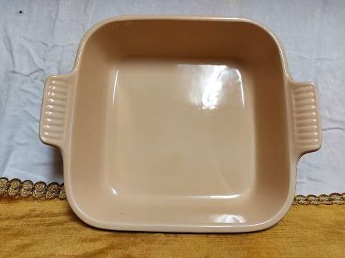 STUNNING LE CREUSET 11-43 SQUARE CERAMIC OVEN DISH IN MINT CONDITION