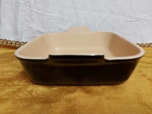 STUNNING LE CREUSET 11-43 SQUARE CERAMIC OVEN DISH IN MINT CONDITION