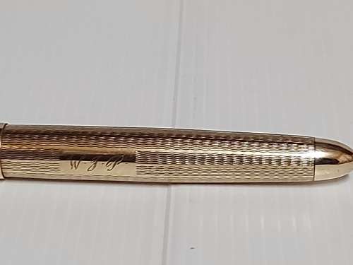 VINTAGE BOXED GOLD PARKER 51 FOUNTAIN PEN WITH A 9 ct BARREL AND A 1/10 12K ROLLED GOLD CAP