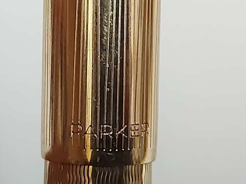 VINTAGE BOXED GOLD PARKER 51 FOUNTAIN PEN WITH A 9 ct BARREL AND A 1/10 12K ROLLED GOLD CAP