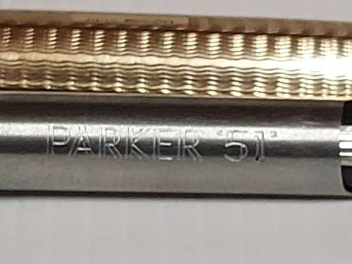 VINTAGE BOXED GOLD PARKER 51 FOUNTAIN PEN WITH A 9 ct BARREL AND A 1/10 12K ROLLED GOLD CAP