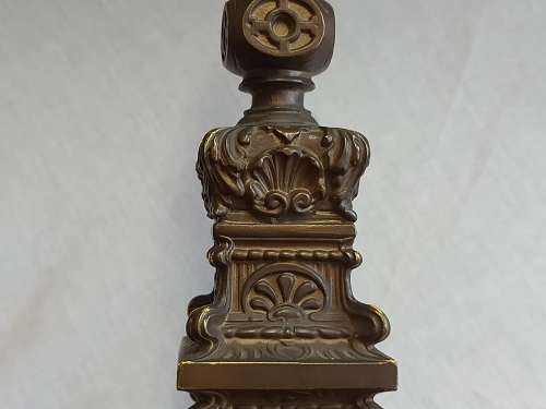 GREAT FIND!  ANTIQUE BAROQUE STYLE 40 CM TALL SPELTER TABLE LAMP, WORKING