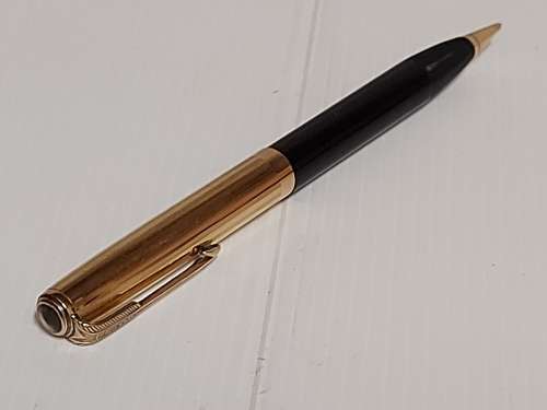 HIGHLY COLLECTIBLE VINTAGE PARKER MECHANICAL PENCIL WITH A 1/10 16K ROLLED GOLD CAP, BOXED