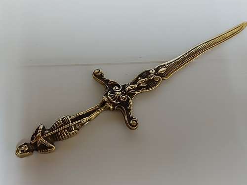 AWESOME VINTAGE BRASS MEDIEVAL KNIGHT LETTER OPENER