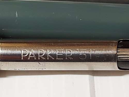 VINTAGE ICONIC PARKER 51 FOUNTAIN PEN
