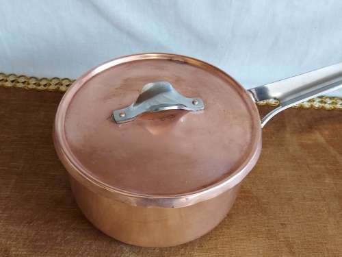 VINTAGE GEORG JENSEN TAVERNA DESIGN SOLID, THICK COPPER PAN HANDLED, LIDDED POT WITH A SILVER LINING