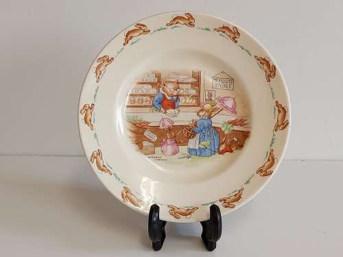 BEAUTIFUL VINTAGE BUNNYKINS ROYAL DOULTON MADE IN ENGLAND PLATE, SIGNED BY BARBARA VERNON
