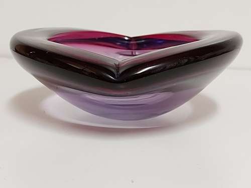 BEAUTIFUL MURANO ART GLASS BOWL, BURGUNDY AND CLEAR WITH PURPLE AND BLUEISH HUES