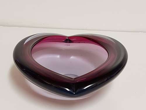 BEAUTIFUL MURANO ART GLASS BOWL, BURGUNDY AND CLEAR WITH PURPLE AND BLUEISH HUES