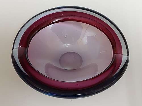 BEAUTIFUL MURANO ART GLASS BOWL, BURGUNDY AND CLEAR WITH PURPLE AND BLUEISH HUES