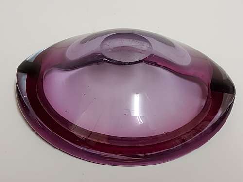 BEAUTIFUL MURANO ART GLASS BOWL, BURGUNDY AND CLEAR WITH PURPLE AND BLUEISH HUES