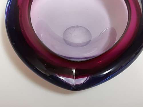 BEAUTIFUL MURANO ART GLASS BOWL, BURGUNDY AND CLEAR WITH PURPLE AND BLUEISH HUES