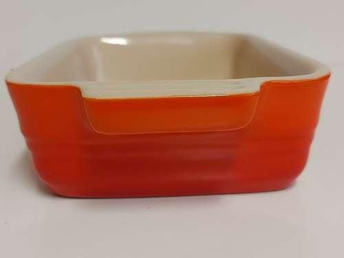 STUNNING LE CREUSET CERAMIC RECTANGULAR OVEN DISH IN MINT CONDITION