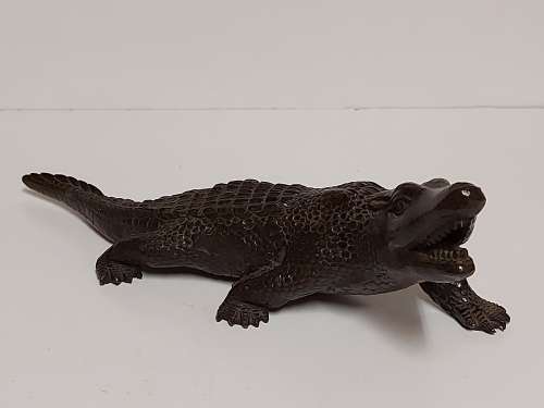 AWESOME BRONZE SCULPTURE OF A CROCODILE IN GREAT CONDITION