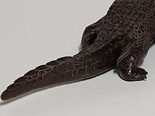 AWESOME BRONZE SCULPTURE OF A CROCODILE IN GREAT CONDITION